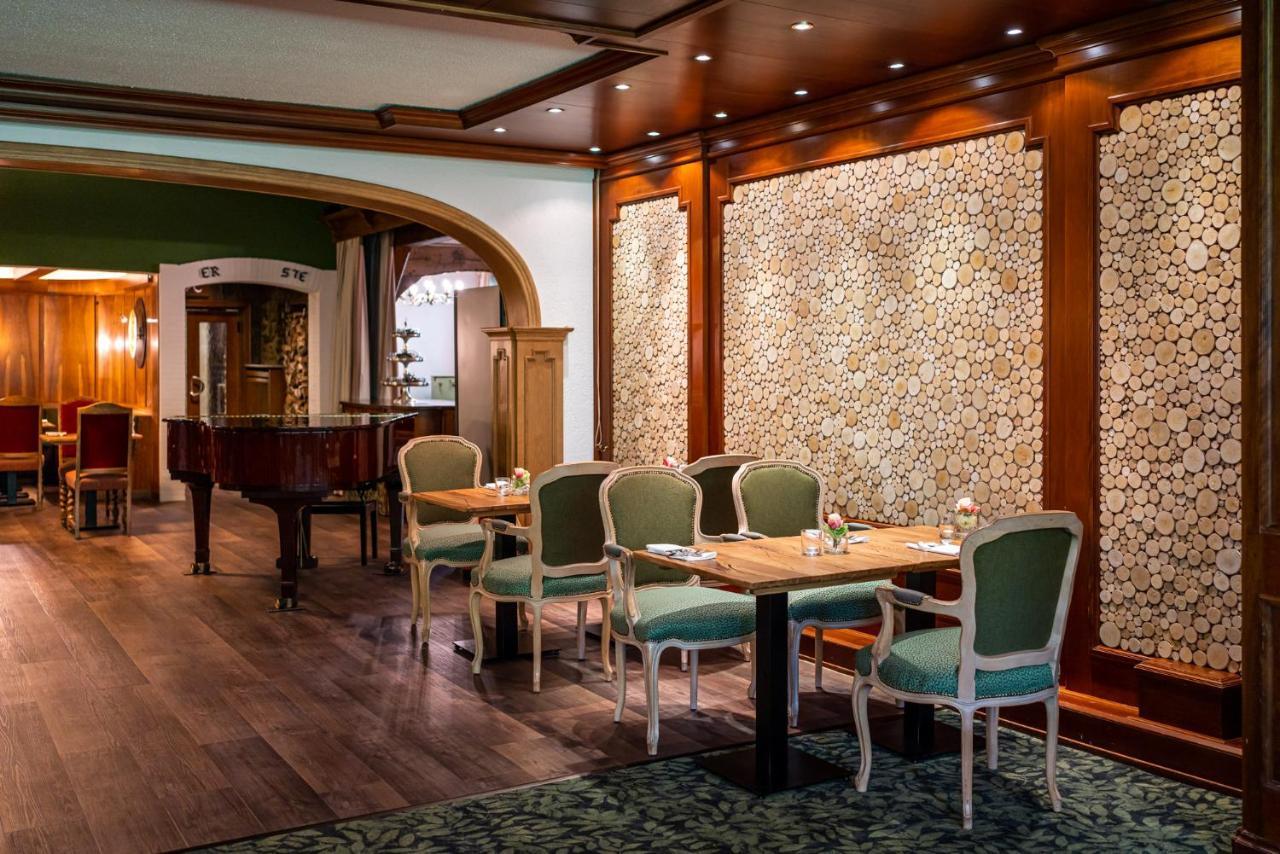 Waldhotel Tannenhaeuschen Везел Екстериор снимка