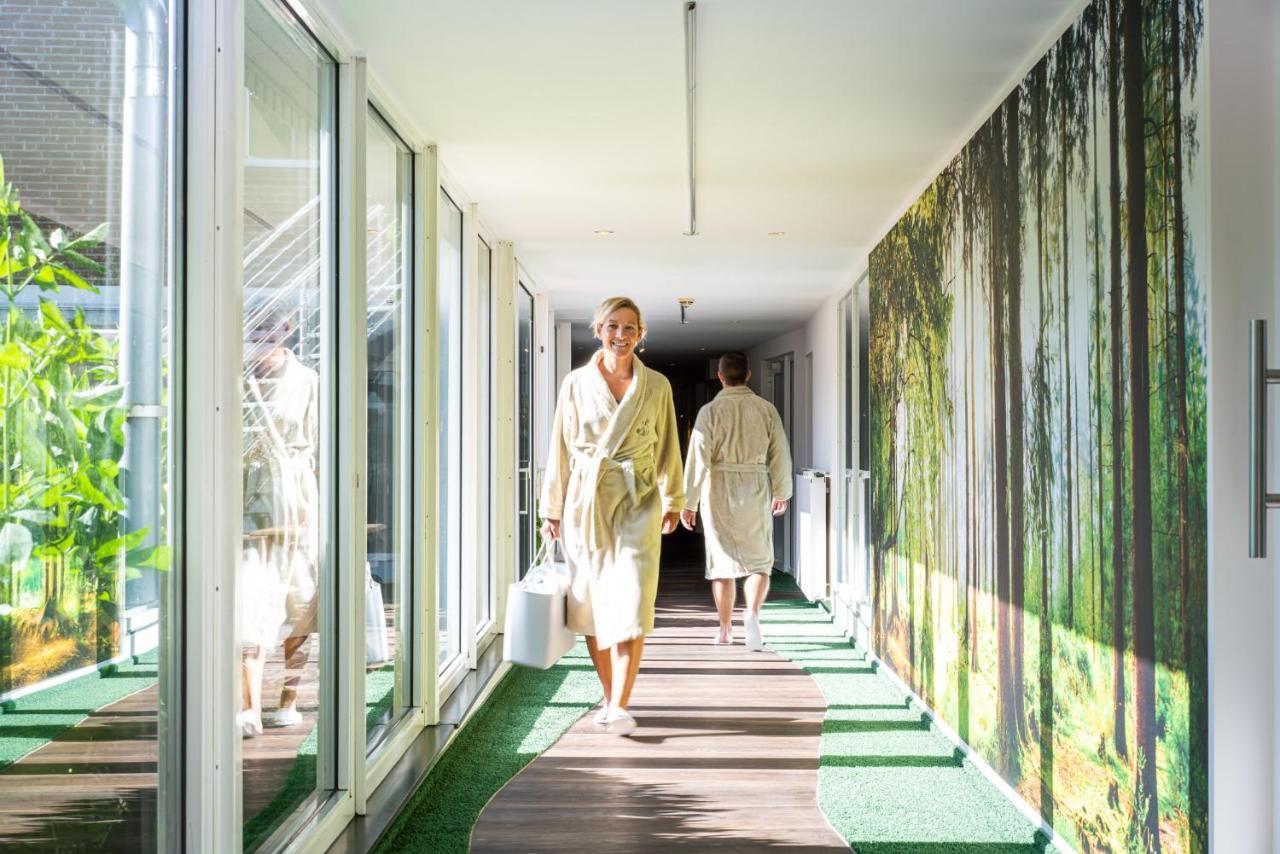 Waldhotel Tannenhaeuschen Везел Екстериор снимка