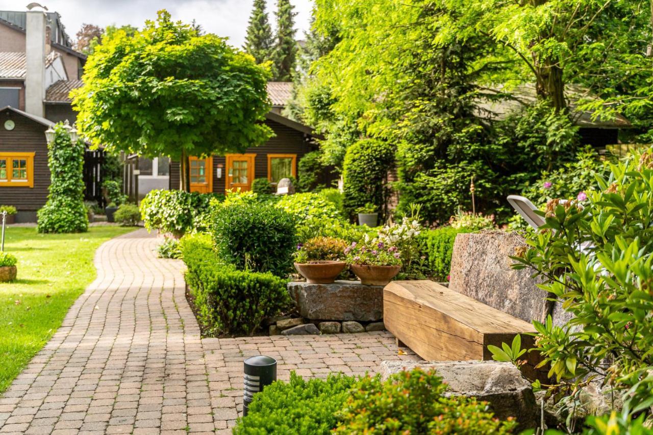 Waldhotel Tannenhaeuschen Везел Екстериор снимка