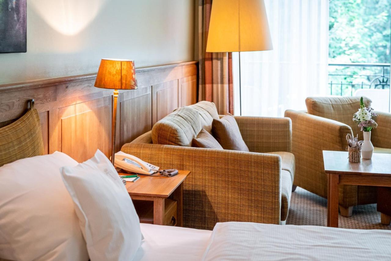 Waldhotel Tannenhaeuschen Везел Екстериор снимка
